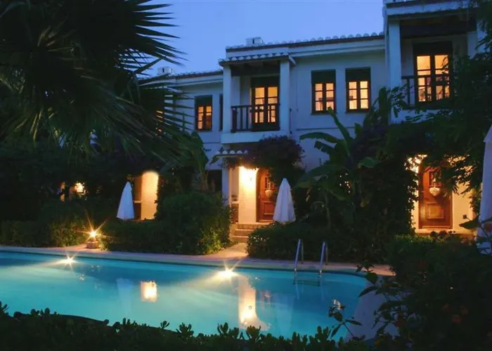 Luz Del Mar - Vis-A-Vis Yachthafen